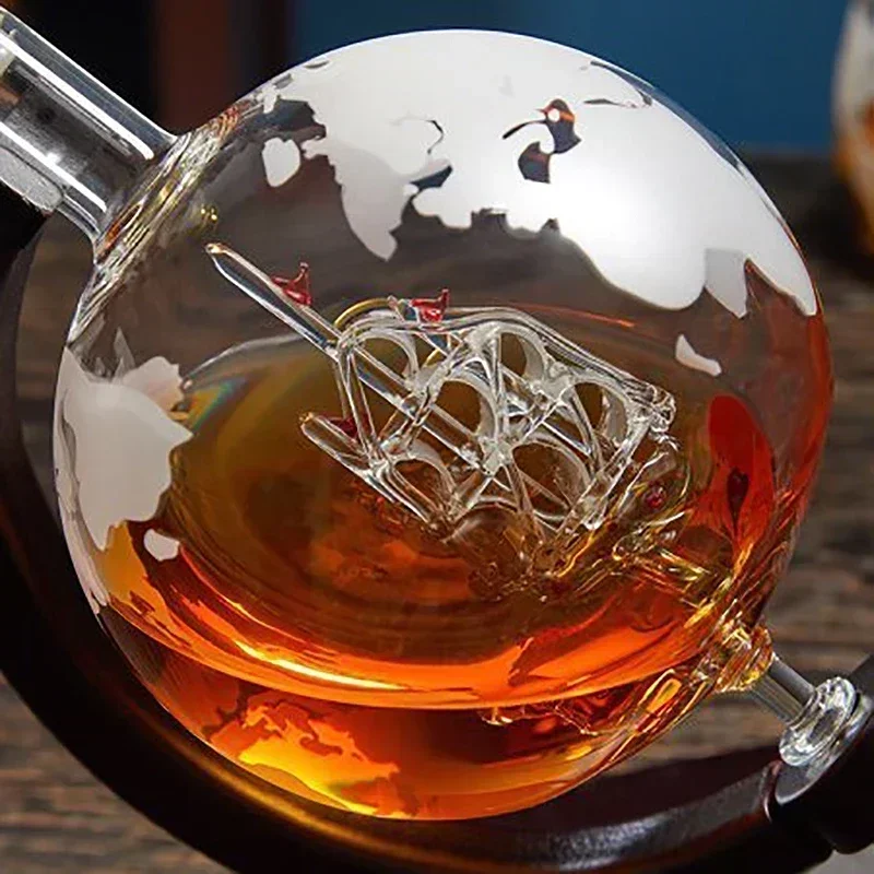 Creative Globe Decanter Set wi - огляд і ціна Decanter Globe Set