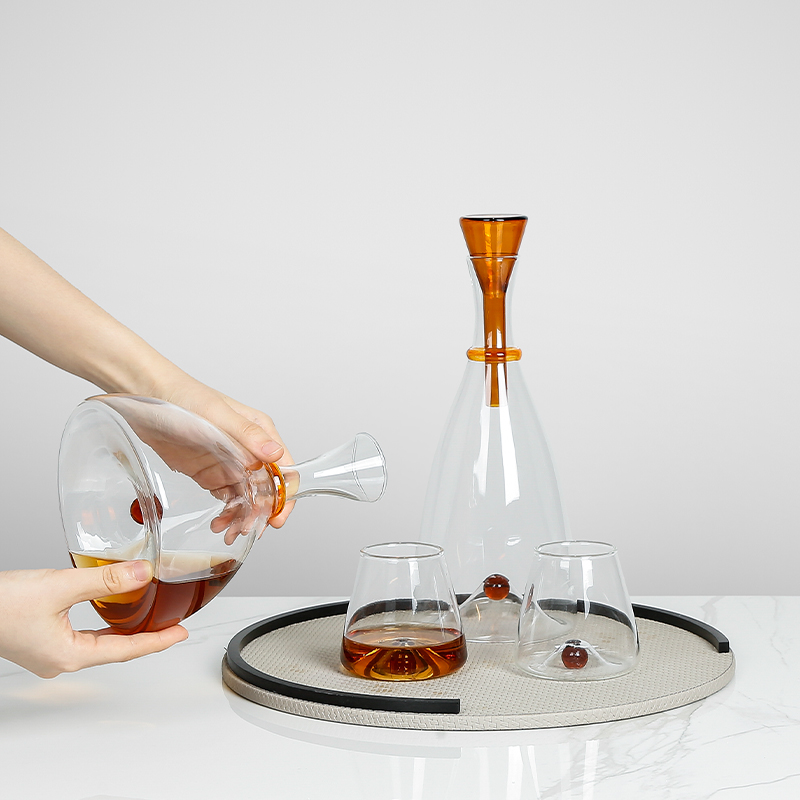 Modern Minimalist Glass Decant - огляд і ціна Home Bar And Cabinet